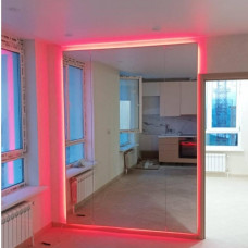 Большое широкое зеркало с задней RGB эмбилайт подсветкой в металлической раме Рэйнбоу 